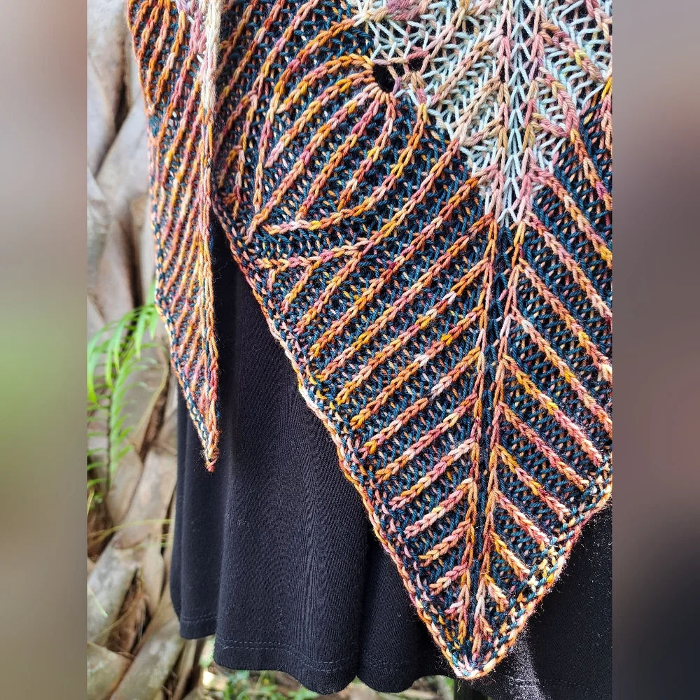 Hand Crafted OOAK Avantgarde Contemporary Reversible Knit Shawl Orange Pink - Picture 10 of 16